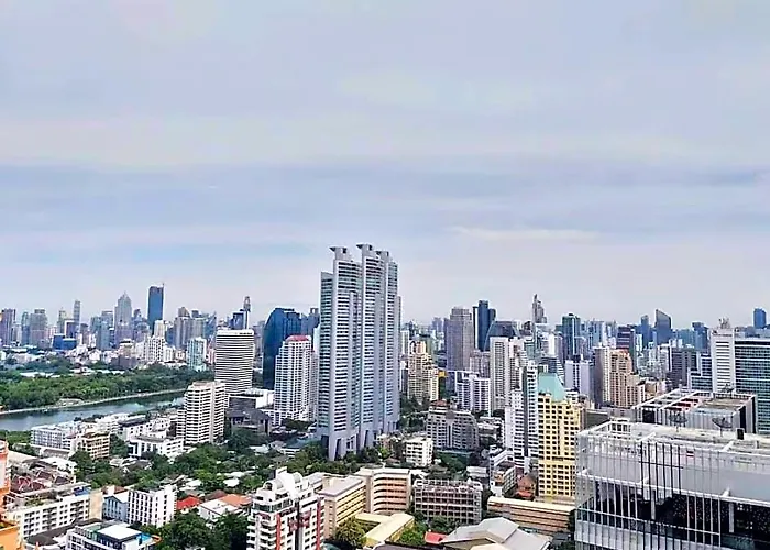 Rooftop Pool Gym Luxury Cozy 1br 1170@phromphong ホテル