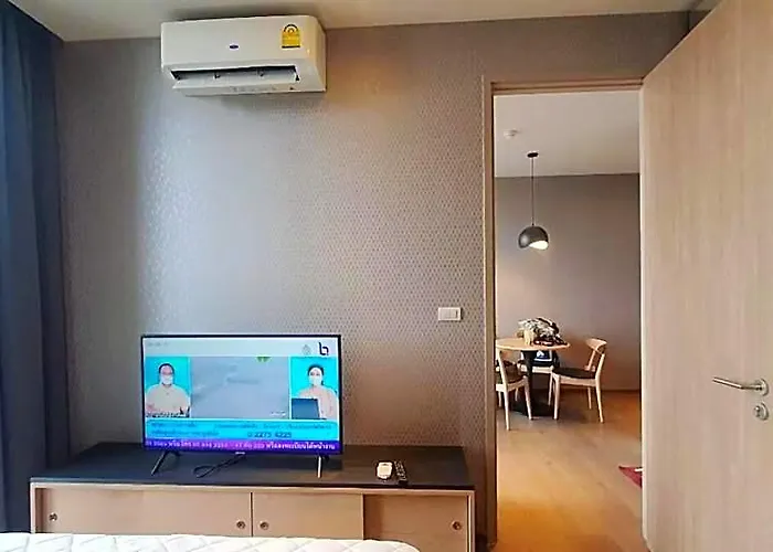 Rooftop Pool Gym Luxury Cozy 1br 1170@phromphong ホテル バンコク都
