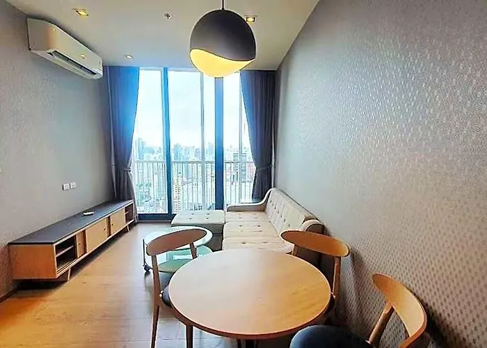Rooftop Pool Gym Luxury Cozy 1br 1170@phromphong 4*